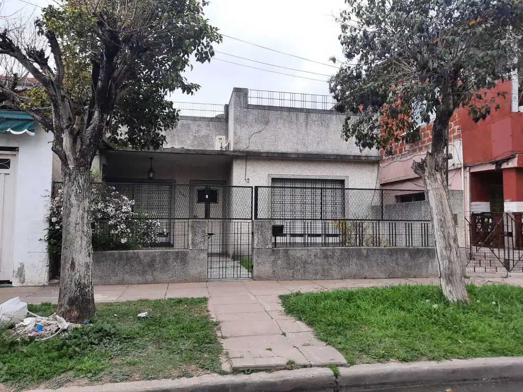 Casa en calle Mendoza