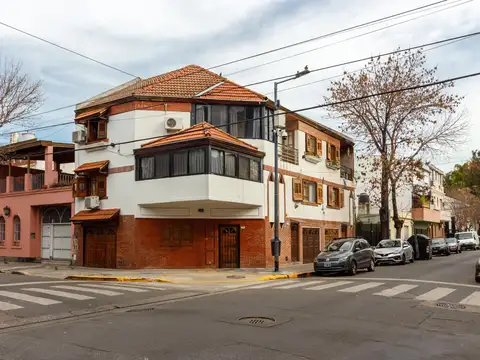 Casa a la Venta  4 ambientes En Saavedra