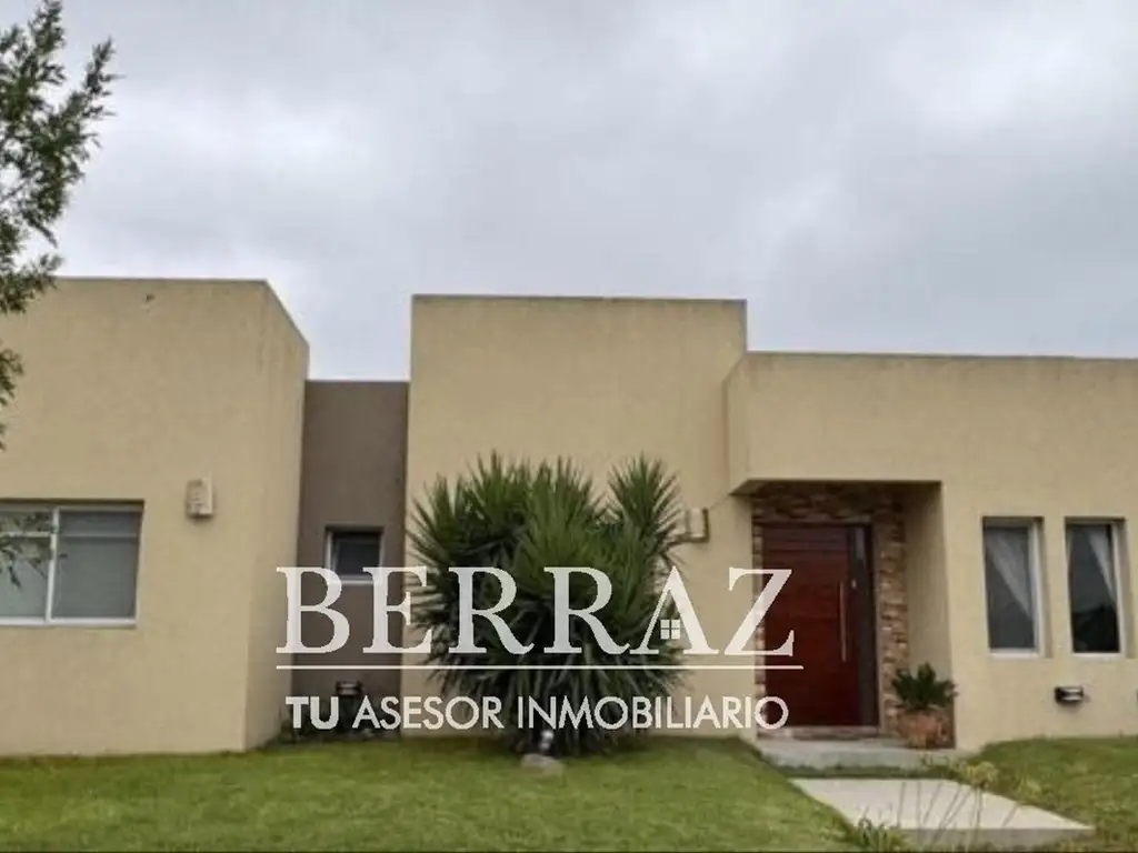 Casa venta 5 ambientes en San Sebastián Area 12 Escobar lote de 976 m2