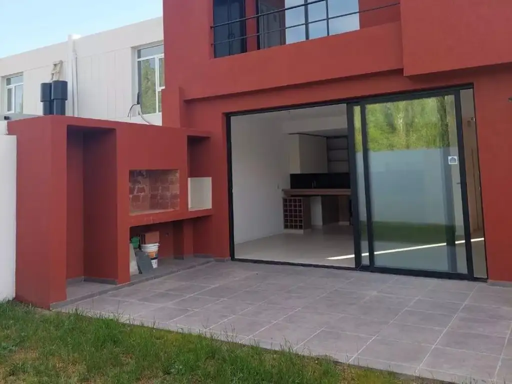 Casa en  Barrio Ayres del Limay