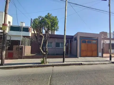 CASA EN VENTA 3 DORM