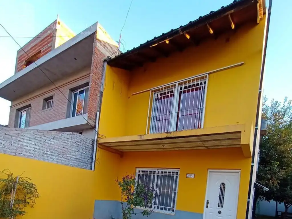 Casa 4 Ambientes con Parque en  Venta Merlo Pontevedra