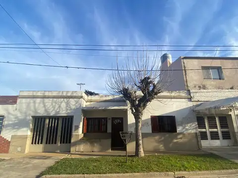 SE VENDE CASA EN PERGAMINO