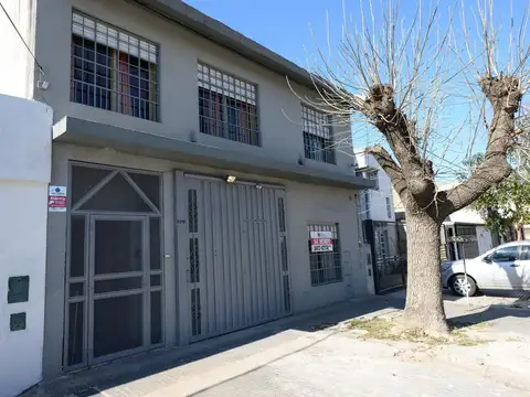 Amplia casa en Suipacha 5300 (Barrio Plata) - Rosario