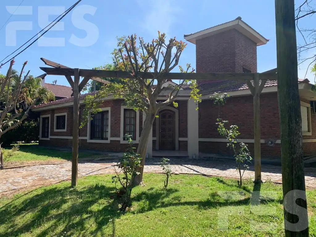 Casa en Venta 4 ambientes en el Country Club Venado II