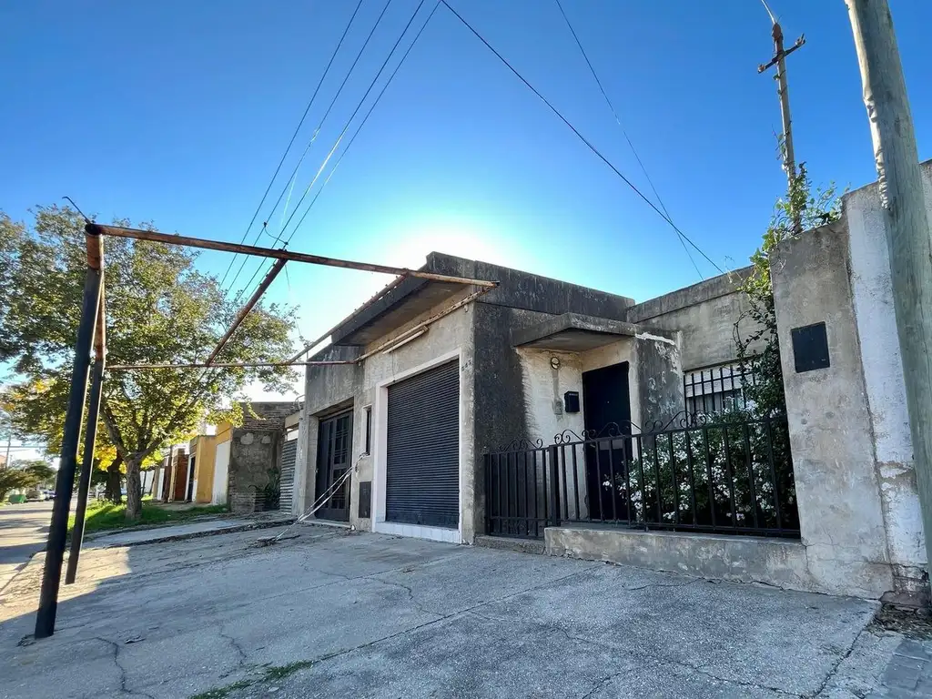 SE VENDE CASA EN PERGAMINO EN BARRIO ACEVEDO