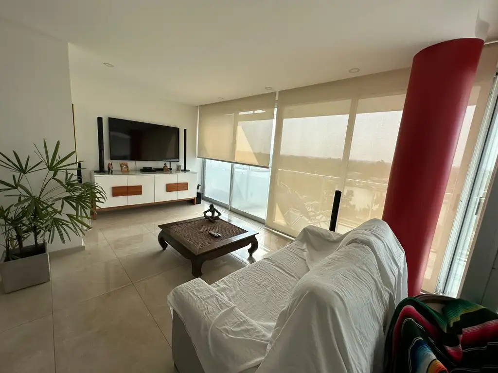 Departamento con vista al lago en Fisherton View