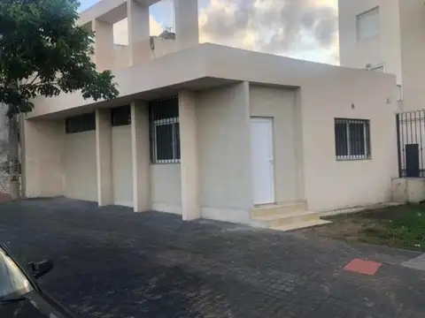 Casa en Córdoba, complejo torre Limus.