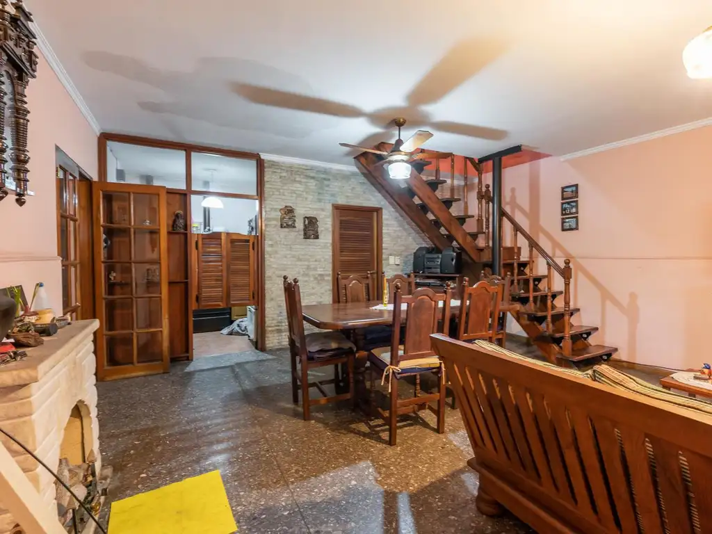 CASA A LA VENTA 4 DORMITORIOS EN BARRIO BELGRANO