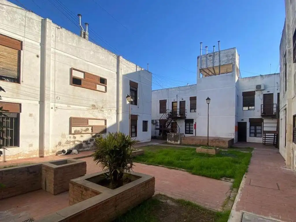 DEPARTAMENTO EN BARRIO JARDIN ! EXCELENTE OPORTUNIDAD