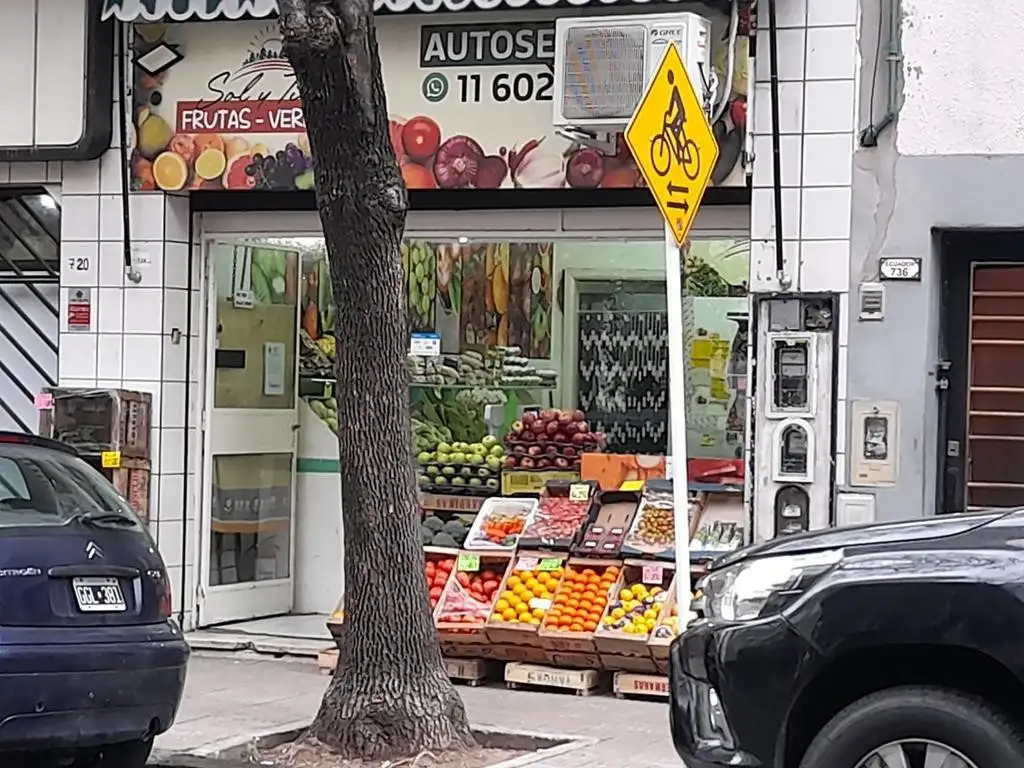 Local a La Vía Pública. Apto Todo Rubro. Sin Expensas.