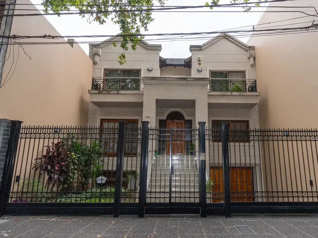 VENTA CASA AL FRENTE ECHESORTU 3 DORMITORIOS