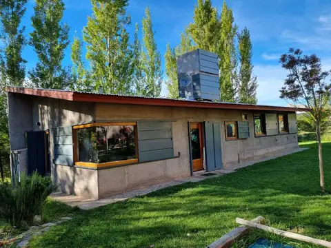 CASA EN POTRERILLOS, CON PARQUIZADO Y AGUA POTABLE