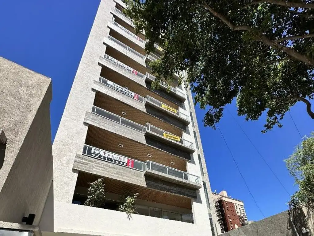 Venta A ESTRENAR Pisos de 4 Ambientes - Lanús Oeste.