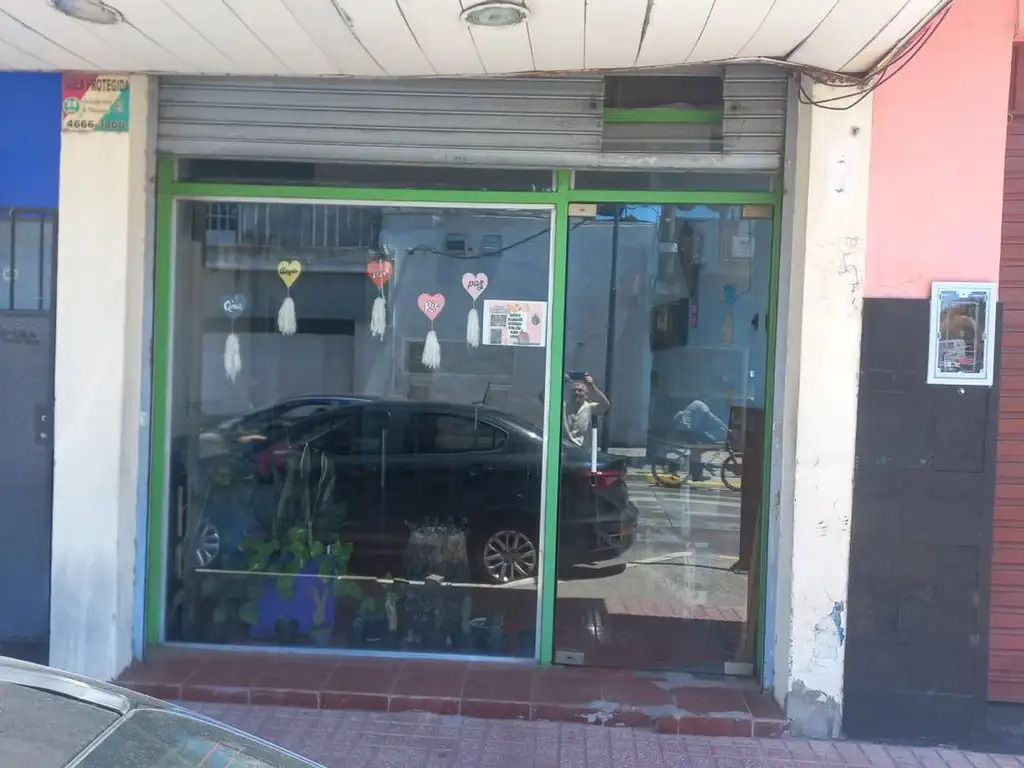 VENTA LOCAL EN LOS POLVORINES, MALVINAS ARGENTINAS