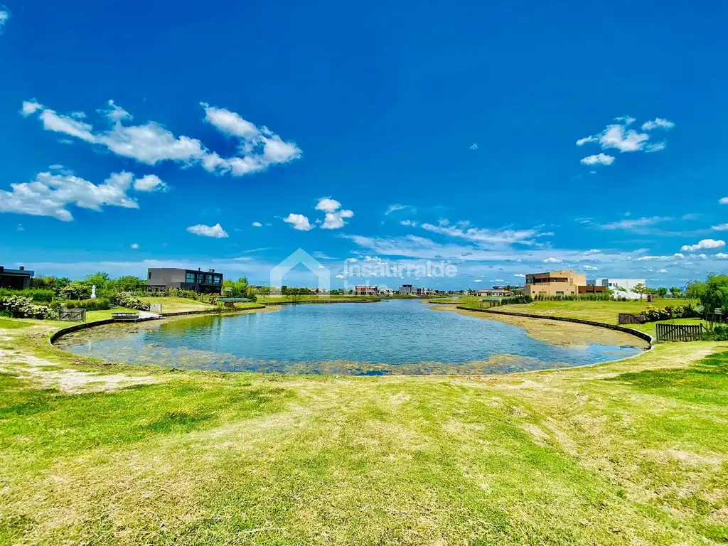 VENDO TERRENO EN ESCOBAR, PUERTOS, BARRIO CEIBOS, LOTE AL AGUA CON GRAN ESPEJO!