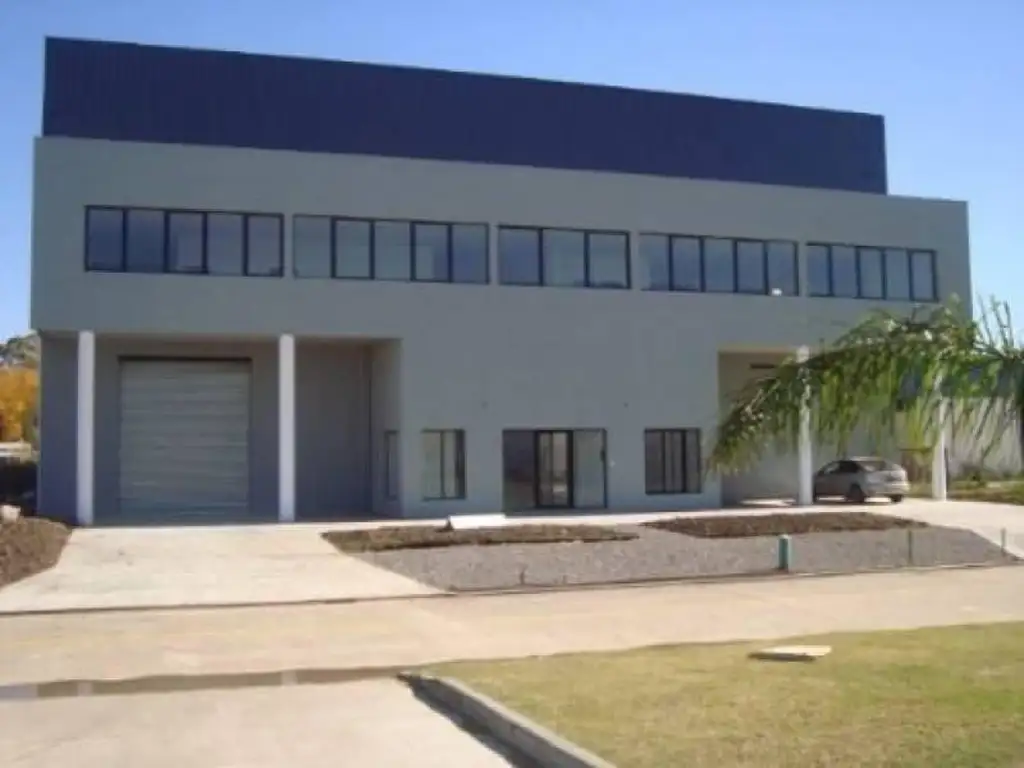 NAVE INDUSTRIAL EN VENTA PARQUE INDUSTRIAL CANNING