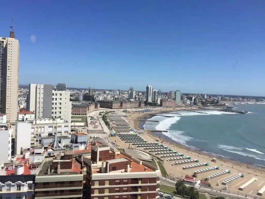 VIAMONTE al 2000 3 ambientes Cochera Fija Departamento en Mar del Plata