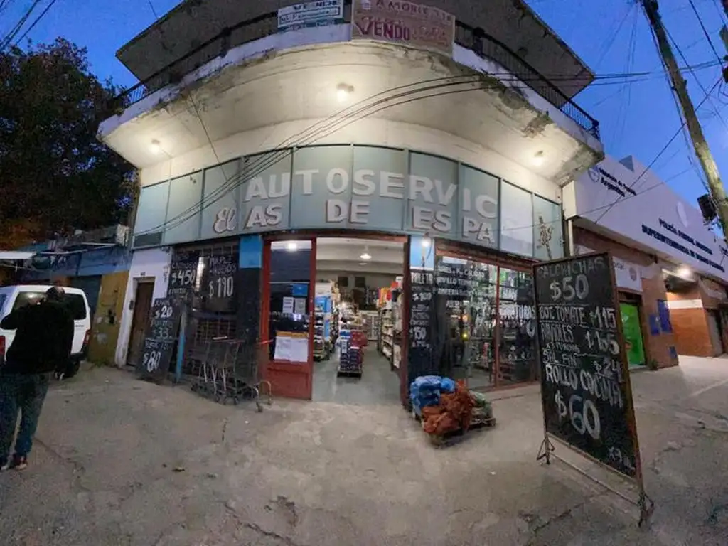 VENTA EXCELENTE LOCAL COMERCIAL + DEPTO 4 AMB C/TERRAZA EN PLANTA ALTA