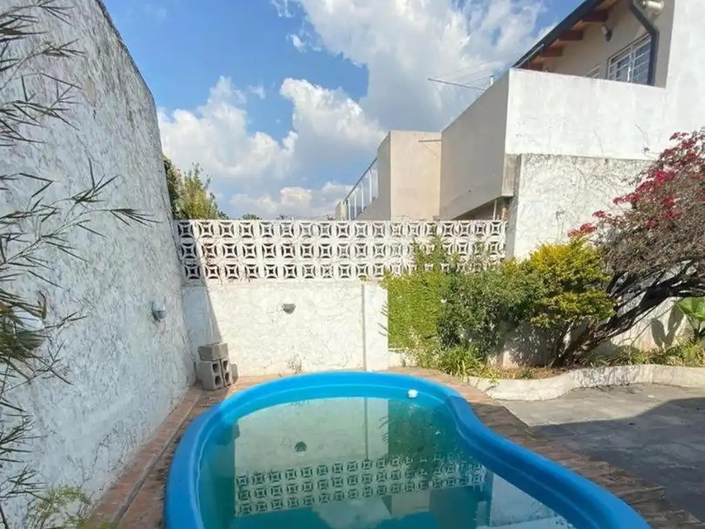 CASA S/LOTE PROPIO VILLA SARMIENTO