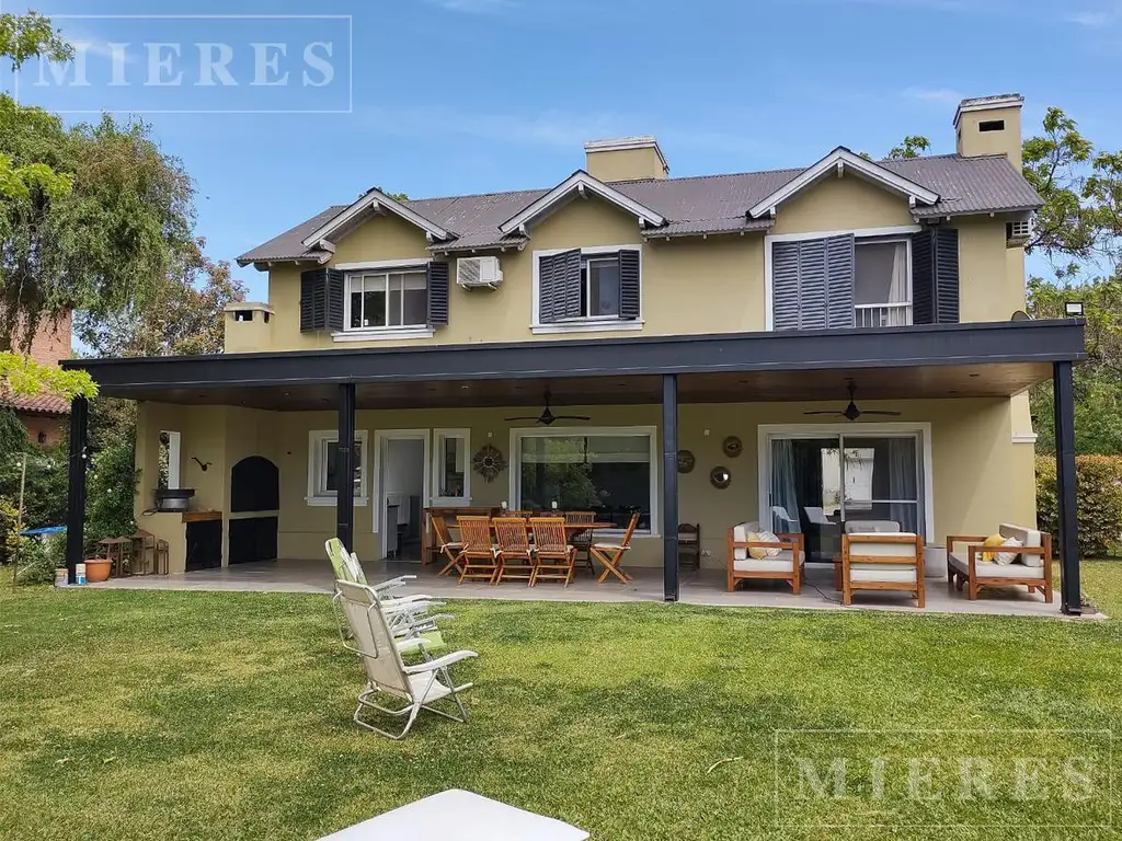 Casa en alquiler temporario en Senderos II