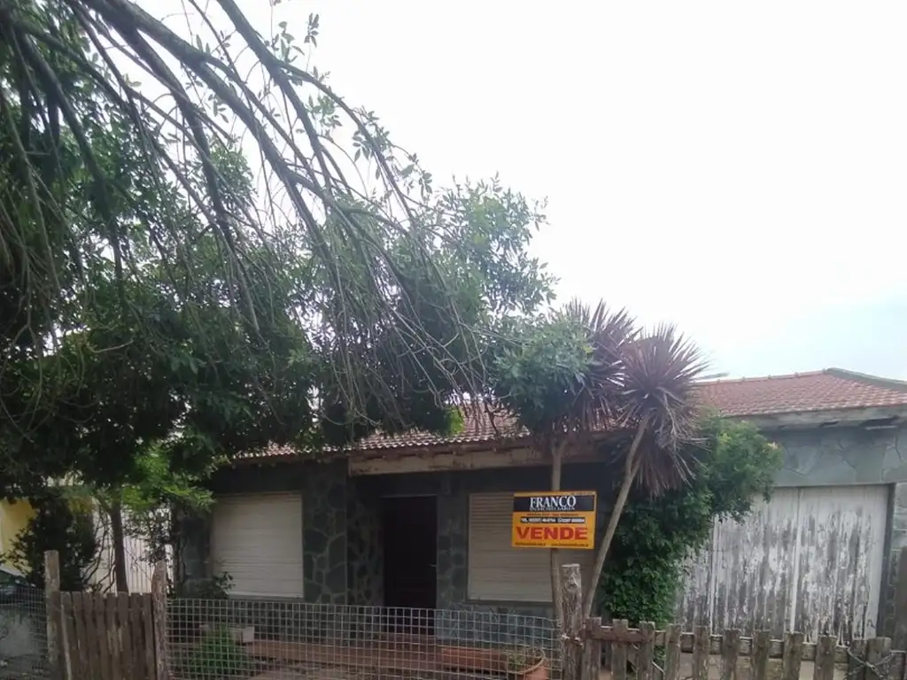 VENTA CASA DE 3 AMBIENTES SAN BERNARDO