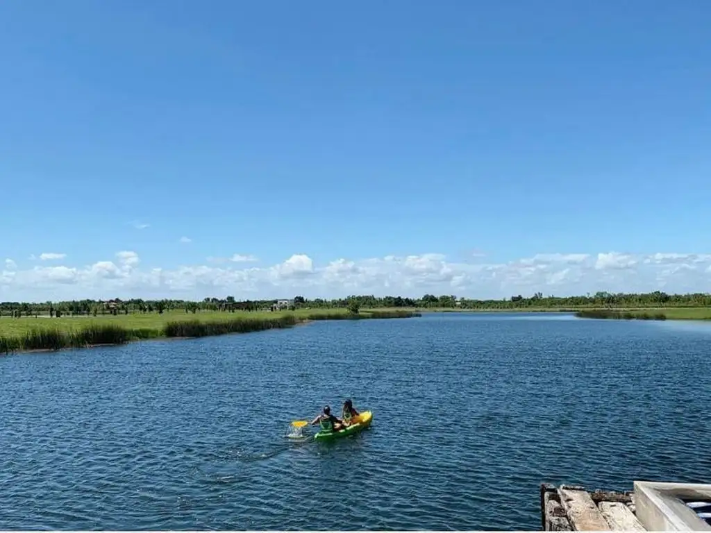 Venta Terreno con amarra en El Naudir Delta