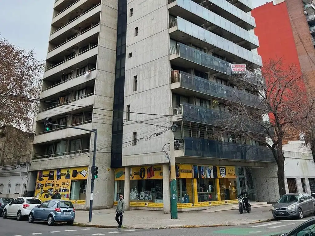 VENTA - Departamento 1 dormitorio Av. Francia al 800 - Zona Facultades - Apto credito - Balcon