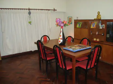 Casa en Venta con cochera