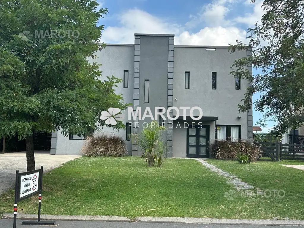 CASA EN VENTA Y ALQUILER EN EL CANTON NORTE CON AGUA - MAROTO PROPIEDADES