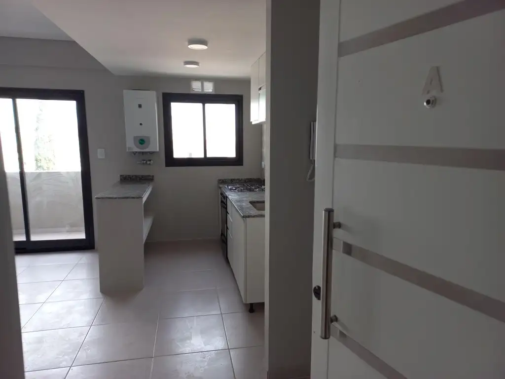 Departamento en  alquiler 2amb con balcón