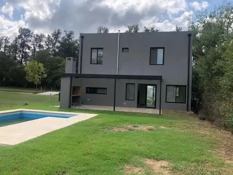 CASA EN LA ANGELICA A LA VENTA