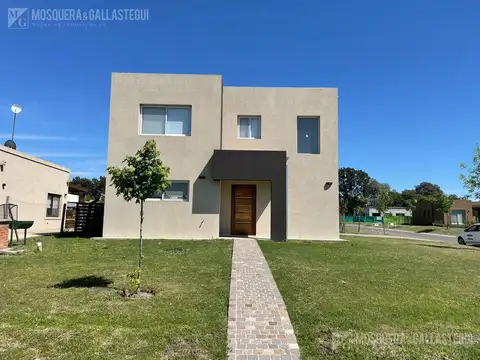 Casa en San Eduardo - TERMINADA - Foto 0