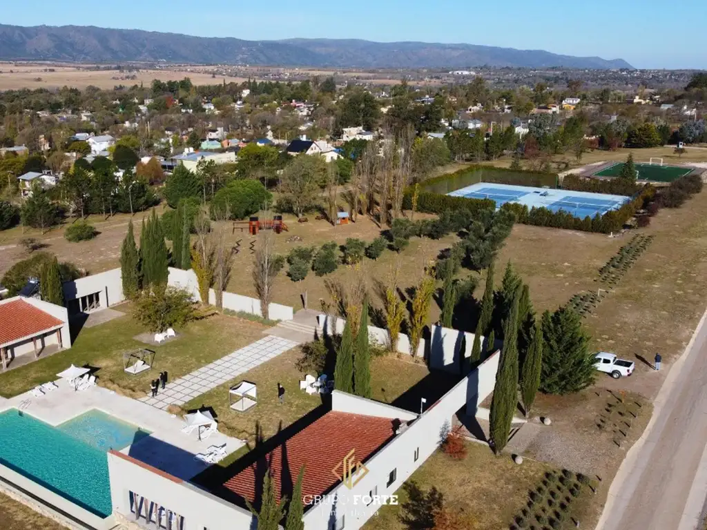 LOTE EN VENTA-CLUB DE CAMPO ALTOS DEL CORRAL, LOS REARTES