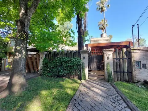 Propiedad en VENTA Parque Leloir, parque y pileta