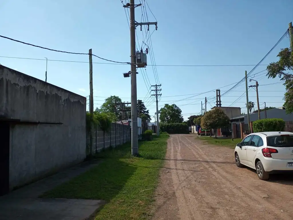 Casa en Venta en La Plata [Cod: 161-13628]