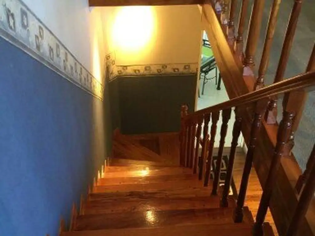 Casa en Venta - 6 ambientes - USD 290.000