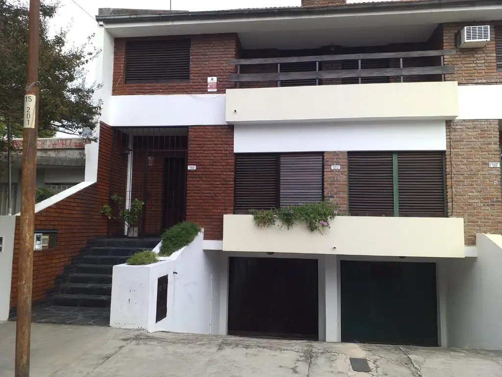 VENTA DE DUPLEX 4 AMBIENTES