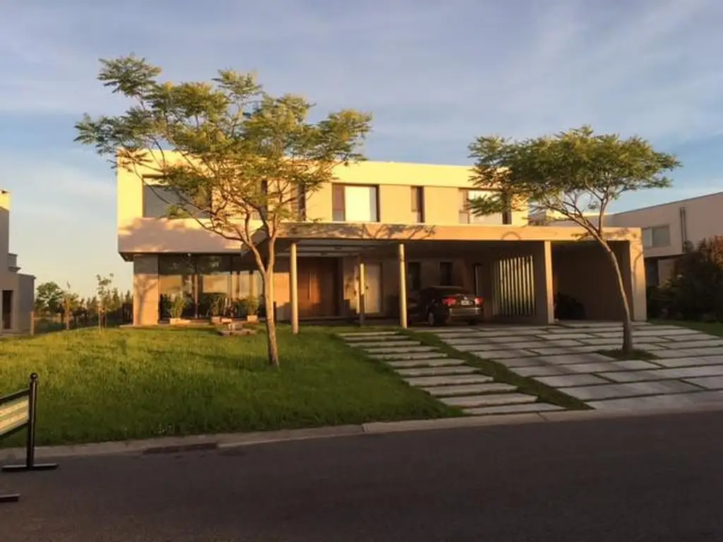 Casa  en Venta en El Golf, Nordelta, Tigre