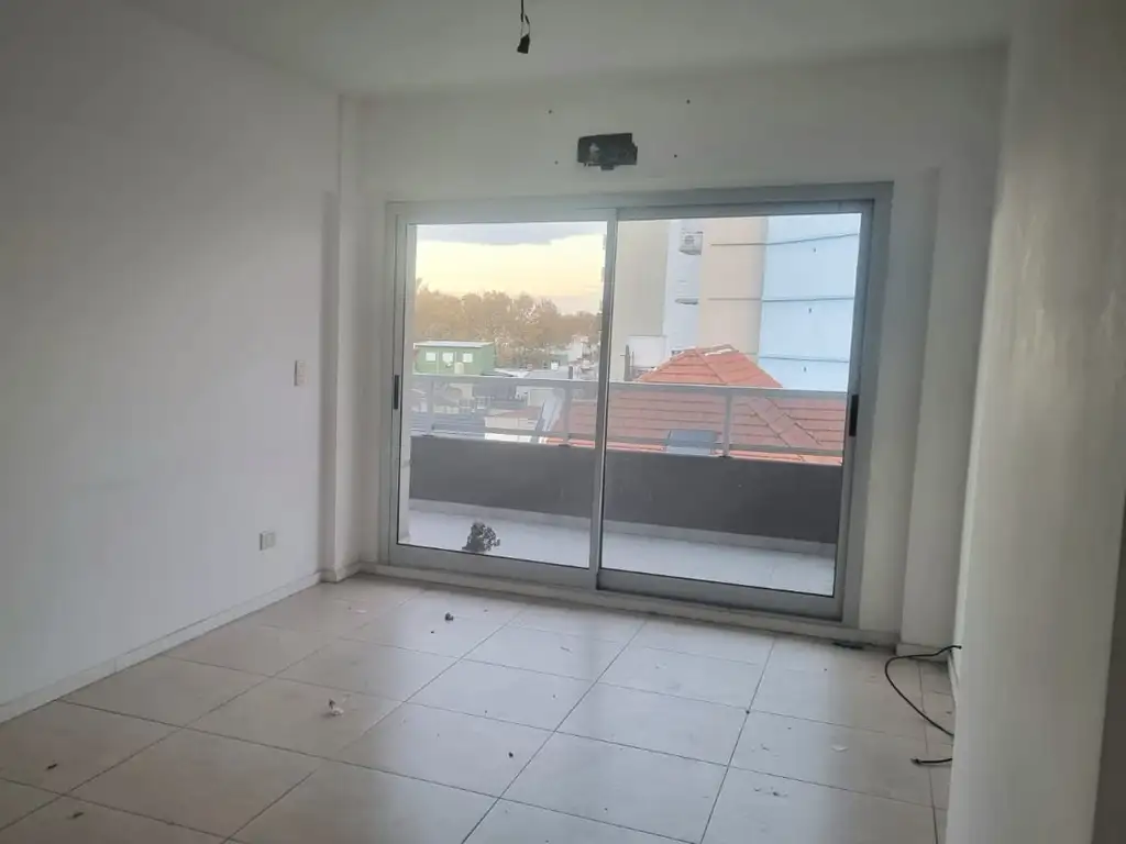 Venta Depto 3 amb en Marcos Sastre 2800 Villa del Parque