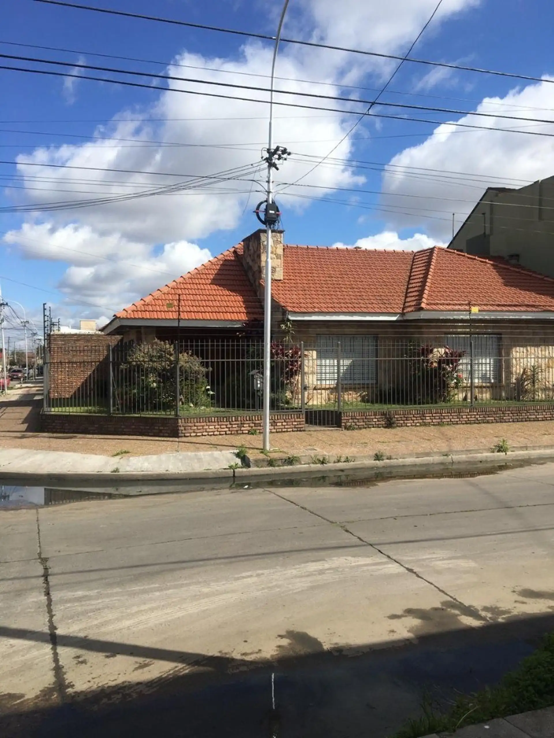 Casa en venta en Manuel Castro 1900 - Remedios De Escalada - Argenprop