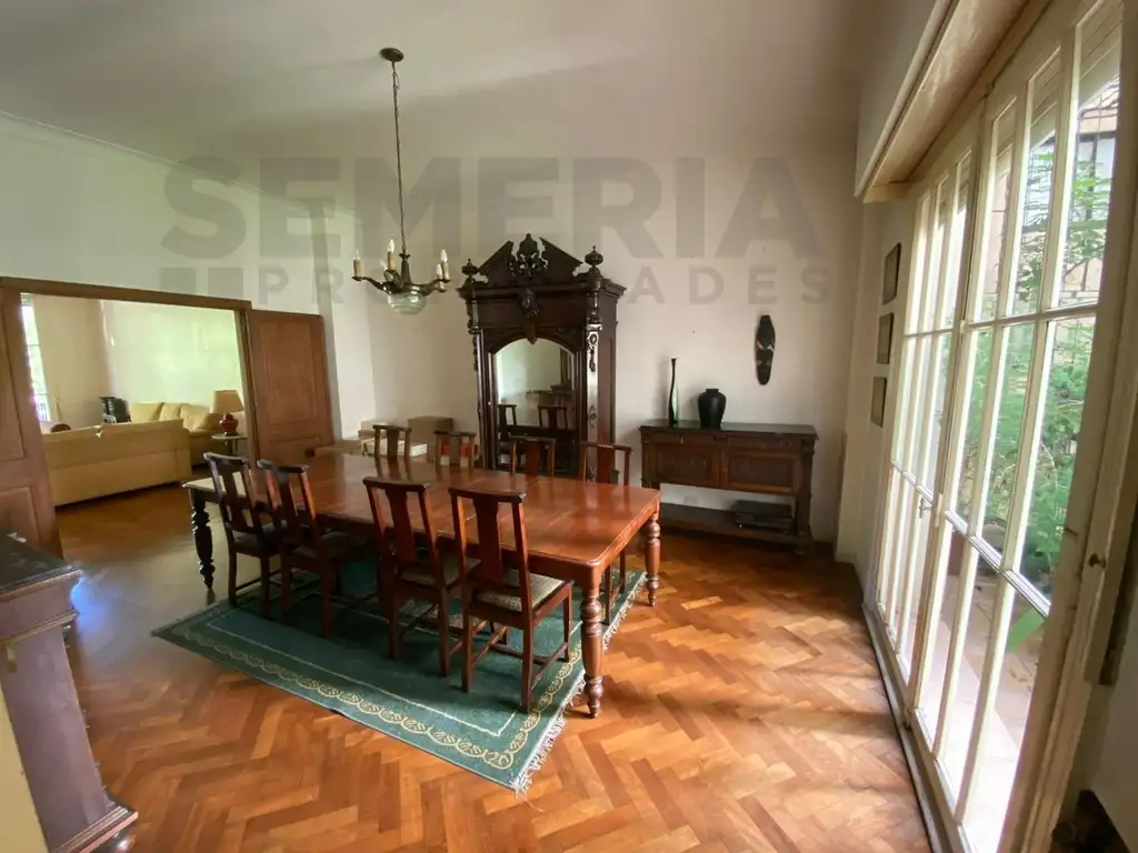 VENTA- Piso frente a Plaza Buena Luz  239m2 tot!