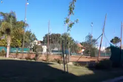 Actividades deportivas tenis en el Barrio cerrado, Campo de Vuelo
