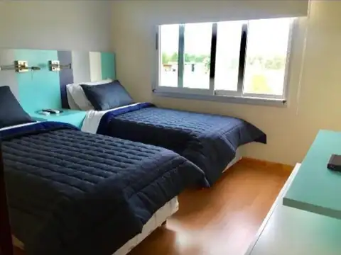 Casa en Alquiler Temporal con cochera