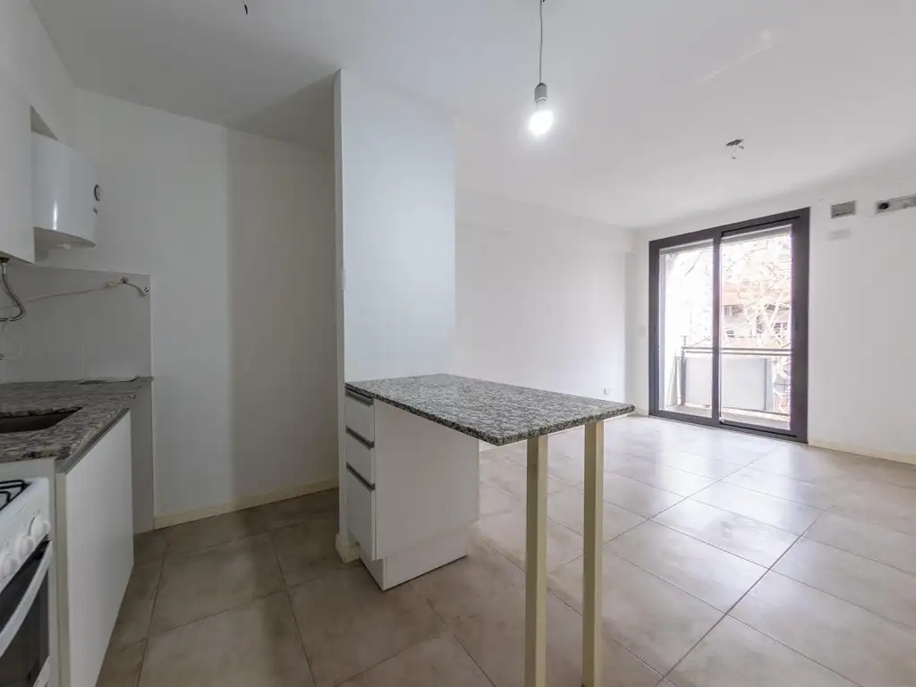 MONOAMBIENTE EN VENTA/ALQUILER - LOURDES