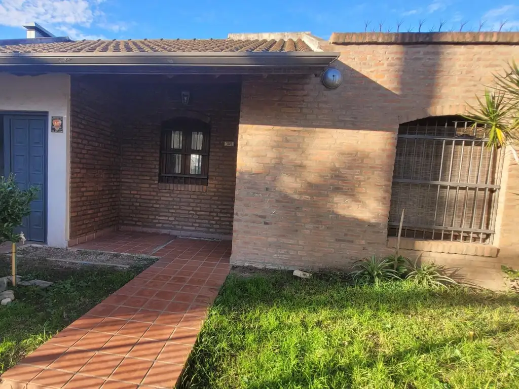 Venta casa apto crédito Ezpeleta, Quilmes