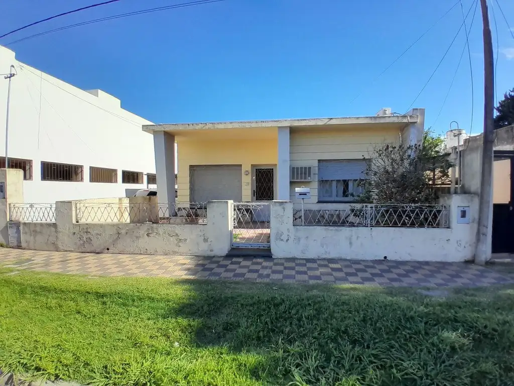 VENTA DE LOTE PARA CONSTRUCTORA EN VGG