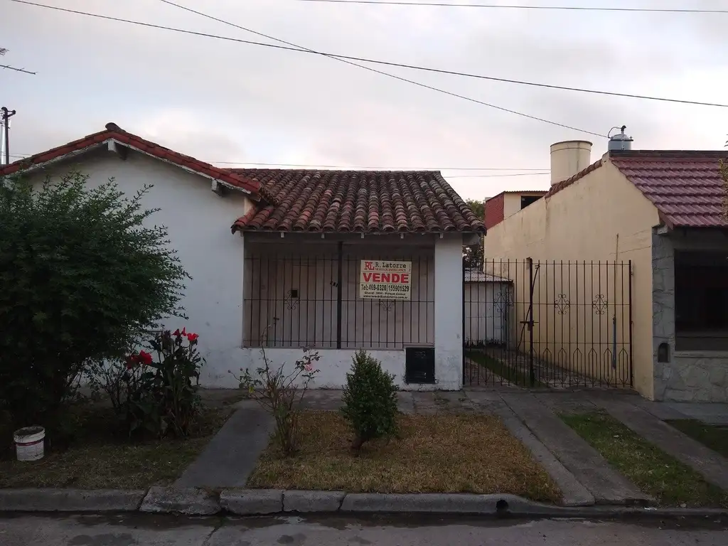 Casa en venta en ROQUE SAENZ PEÑA E IRALA 5500 - Mar Del Plata - Adinco