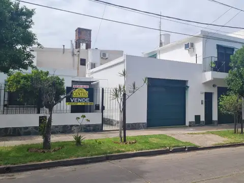 Ideal Inversión, Casa 3 Ambientes, 2 Deptos, Cocheras  