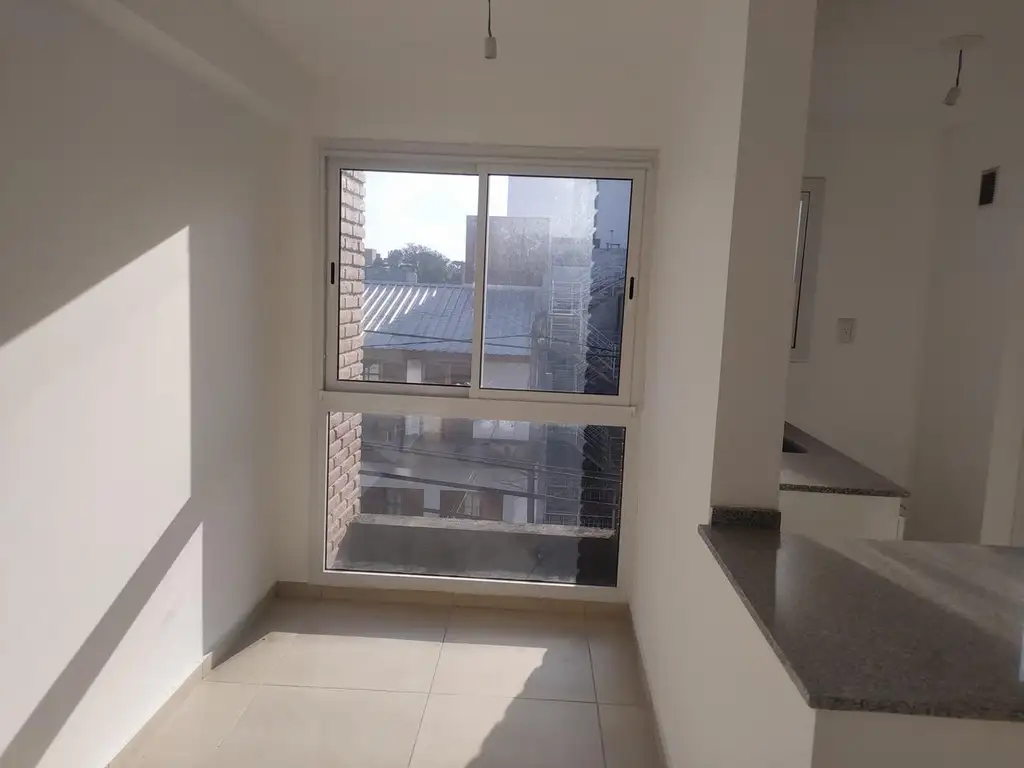 Departamento Venta. 1 dormitorio, escritorio. Alto Alberdi